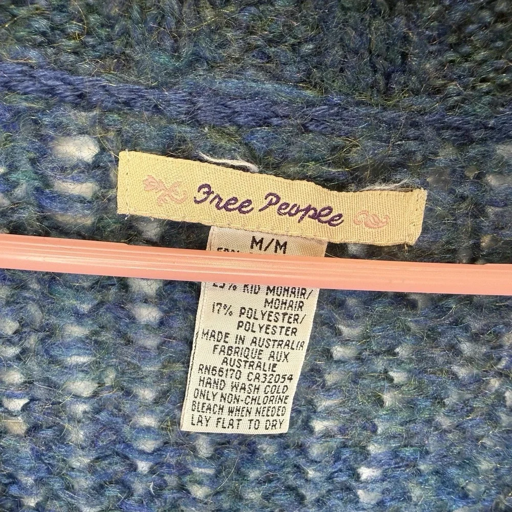 Free People Women's Size M Deep V Neck Knit Ribbed Collar Blue Pullover Sweater